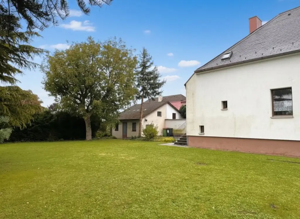 GELEGENHEIT NUTZEN! EINFAMILIENHAUS MIT EIGENGARTEN NAHE WIEN