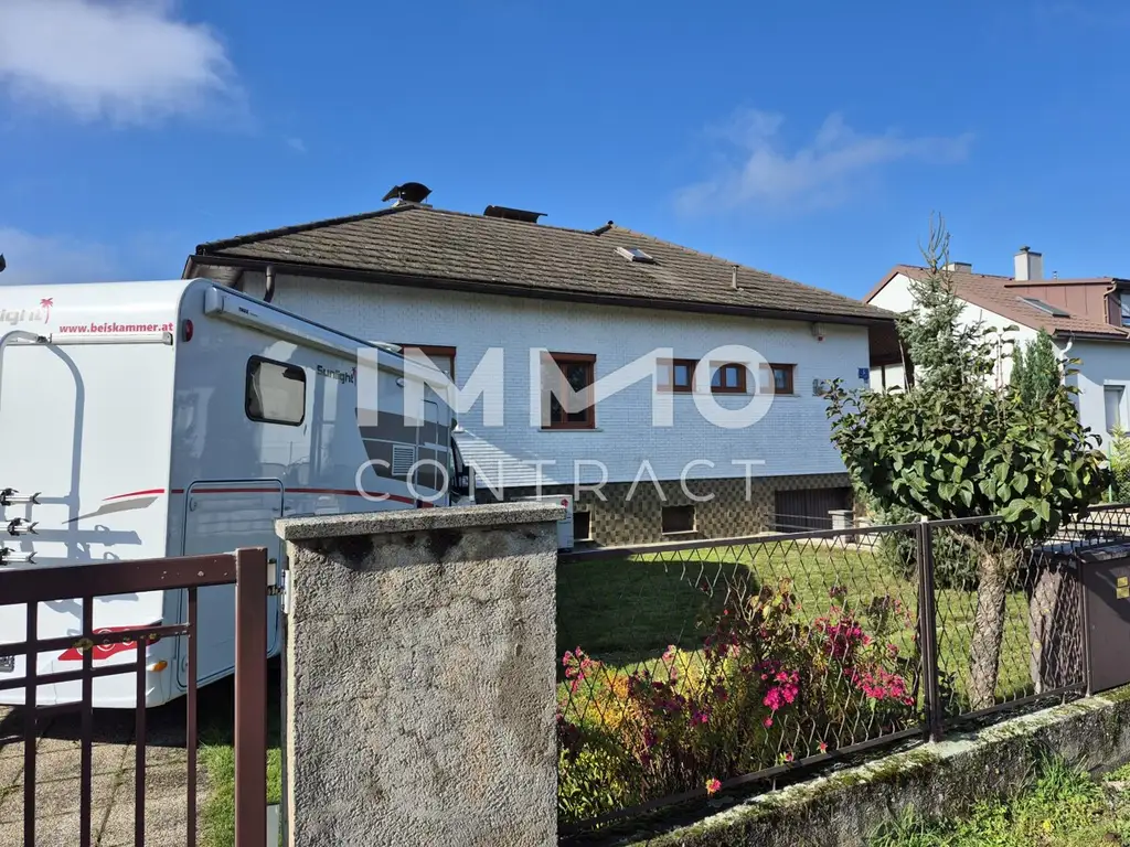 Renovierungsbedürftiger Bungalow in Top Lage!