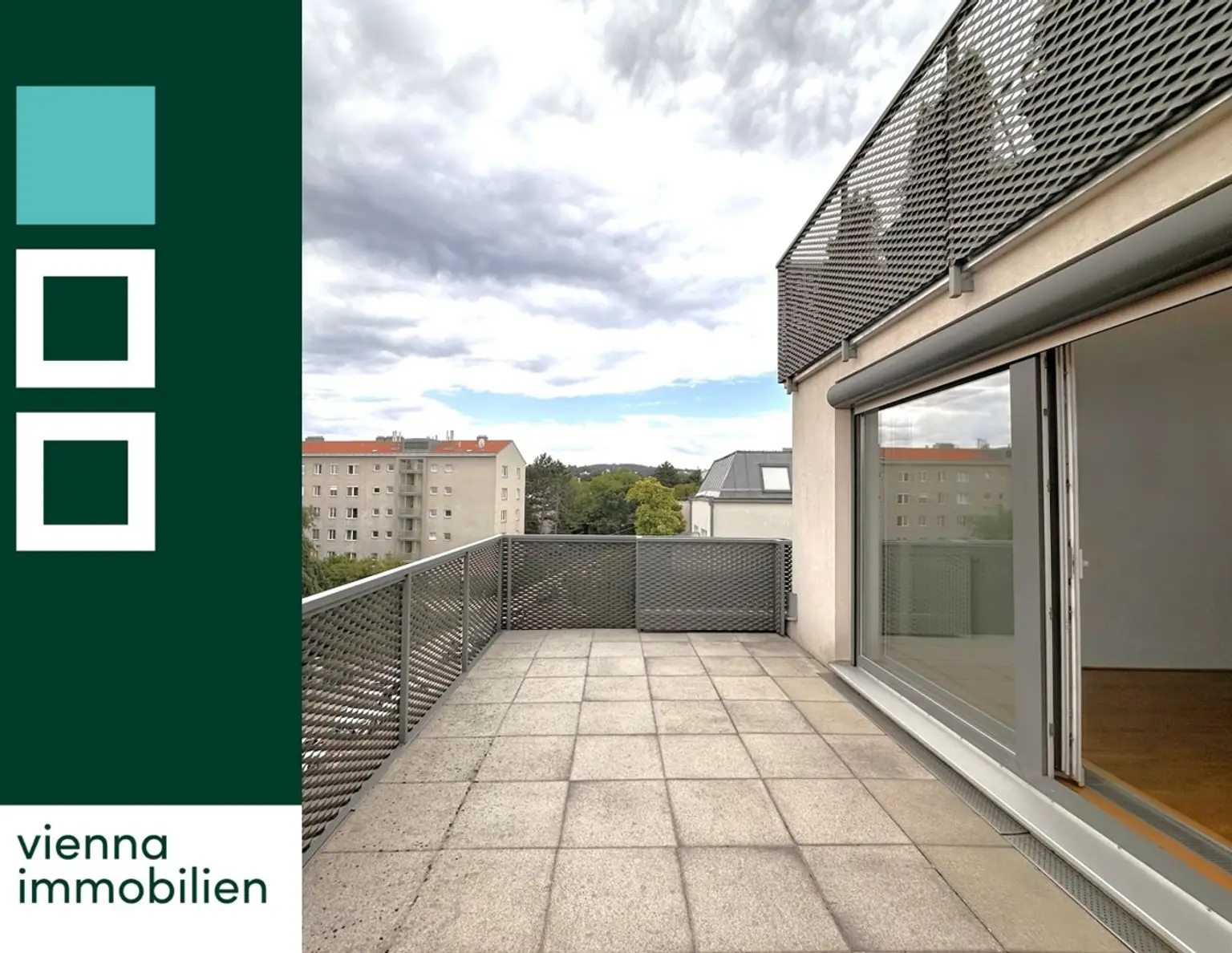 Exklusive Neubauwohnung mit Balkon