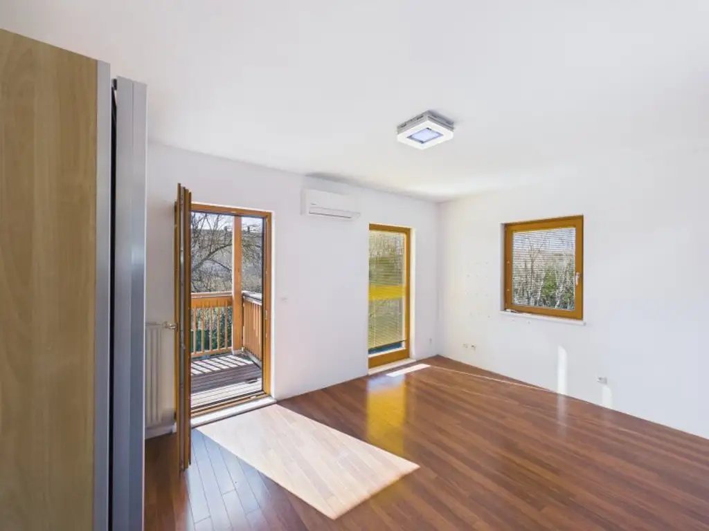 Idyllisches Einfamilienhaus in Gänserndorf: 5 Zimmer, Pool, Balkon & mehr!