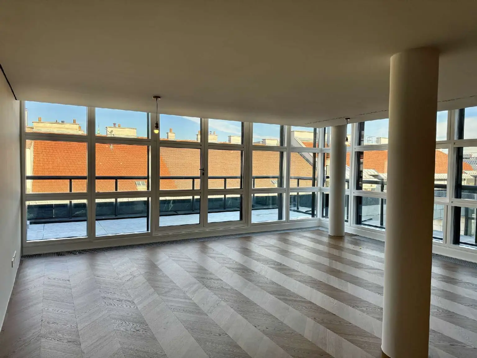 Stilvoll Wohnen mit Terrassen in luftigen Höhen: Prestige-Lage Ringstraße