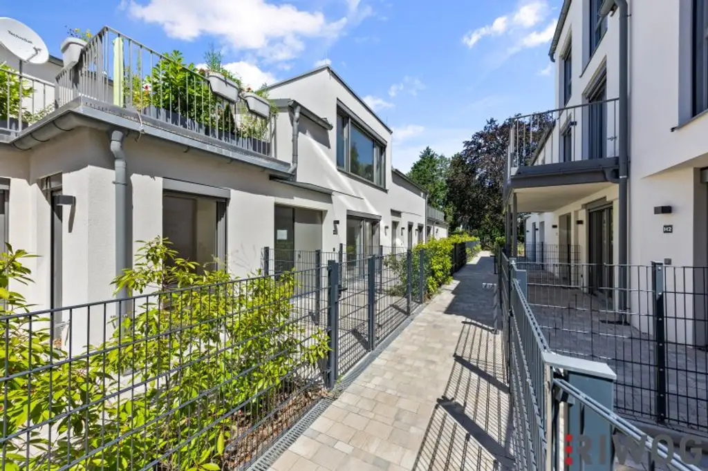 Eckreihenhaus mit wunderschönen Garten und hochwertiger Ausstattung