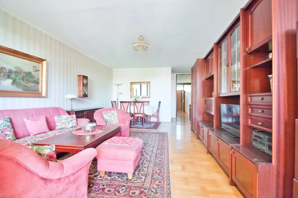 Charmante, ruhige 2 Zimmer-Wohnung | große Loggia mit Grünblick | TOP Lage bei U4 Ober-/Unter St. Veit
