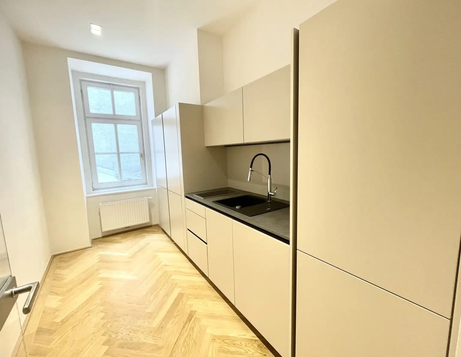 Sanierte Bürofläche in der Herrengasse zu mieten!