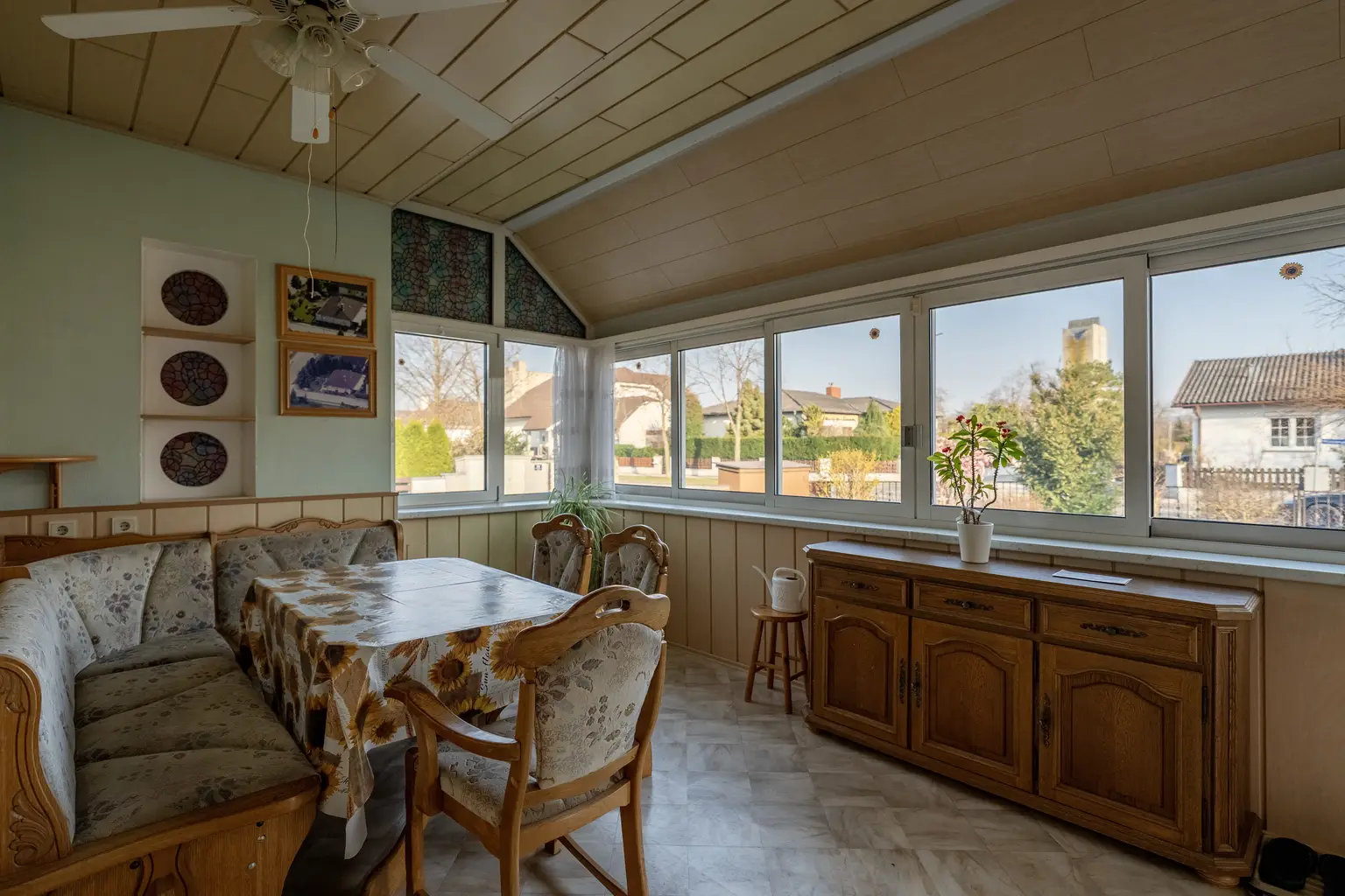 ENTWURF >> Charmantes Einfamilienhaus auf sonnigem Eckgrundstück in Pottendorf 