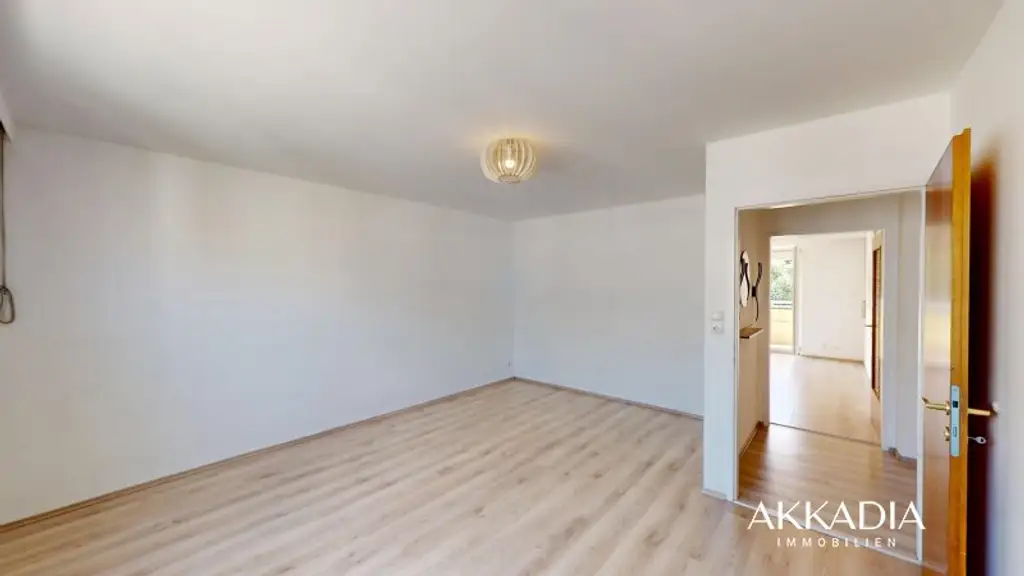 Gepflegte Neubauwohnung mit Loggia