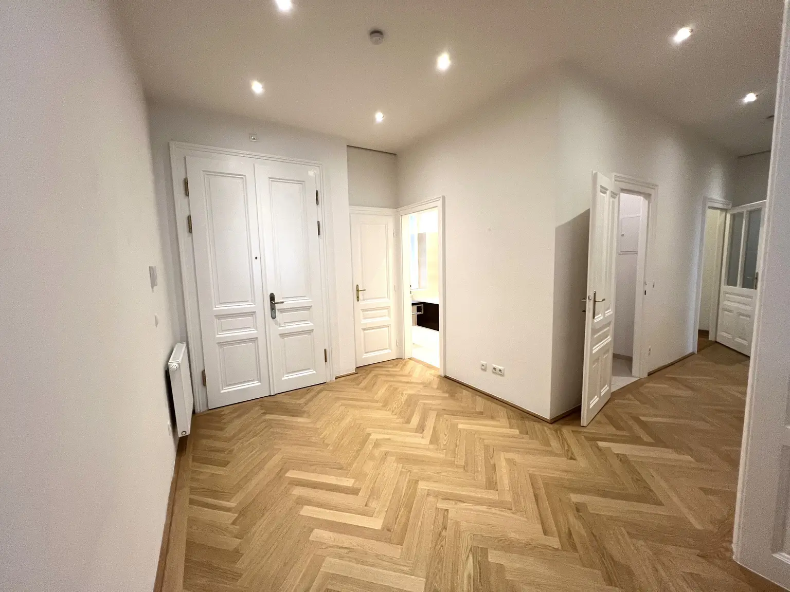 Charmante 4-Zimmer-Altbauwohnung in ruhiger Straße nahe Belvedere