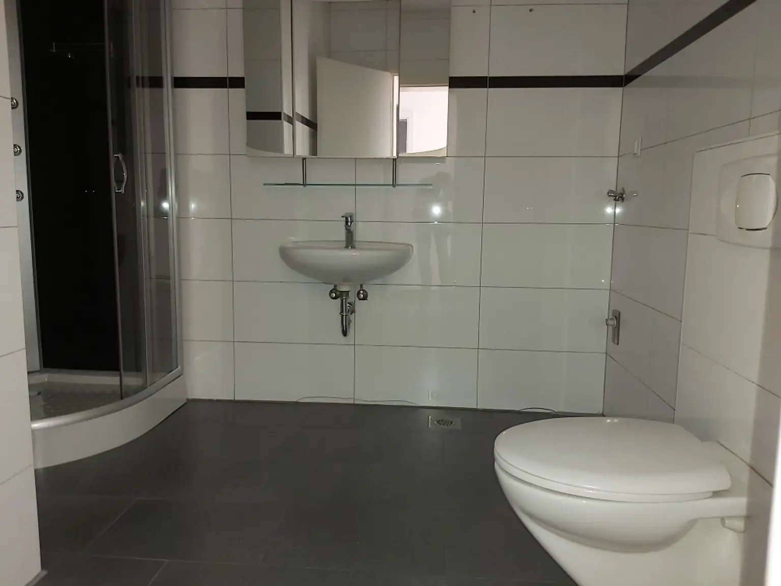 2 Zinshäuser mit 10 Wohnungen und 5 Garagen in Kapfenberg zu verkaufen !