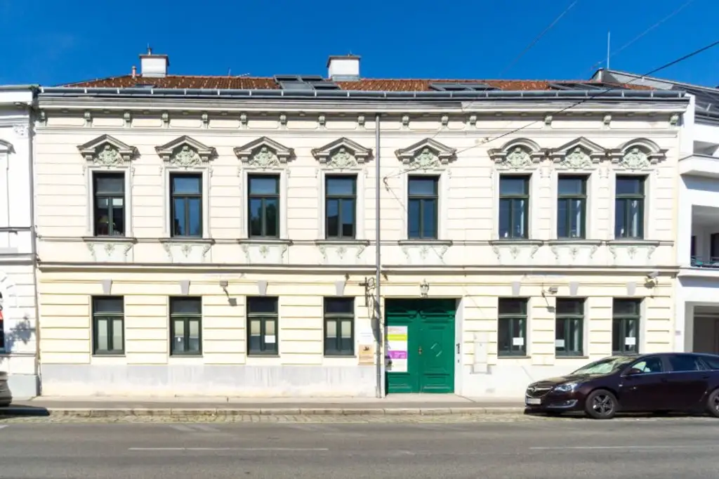 Helle Bürofläche im sanierten Altbau in Penzing mit Innenhofnutzung