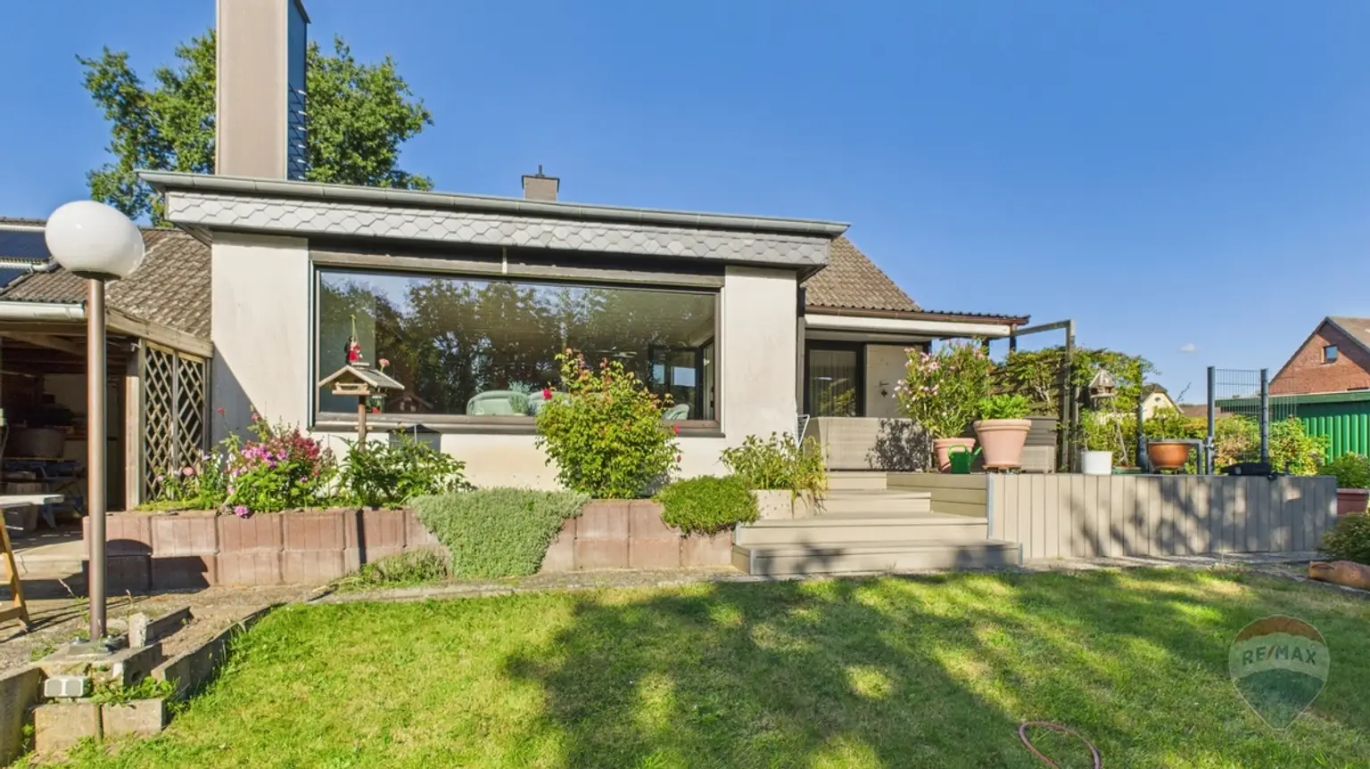 Ansicht des Hauses aus dem Garten