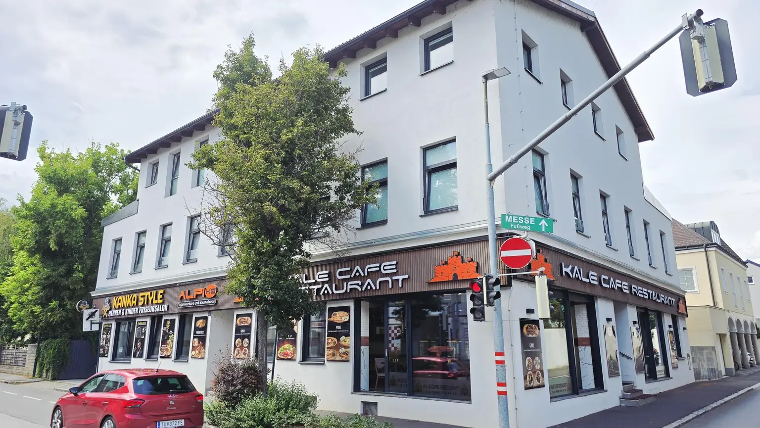 07 Straßenansicht Haus