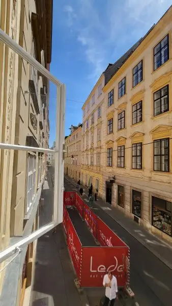 Singlehit: Cityapartment - Super zentrale Innenstadtlage - Topsanierter Zustand - Sonnige Ausrichtung