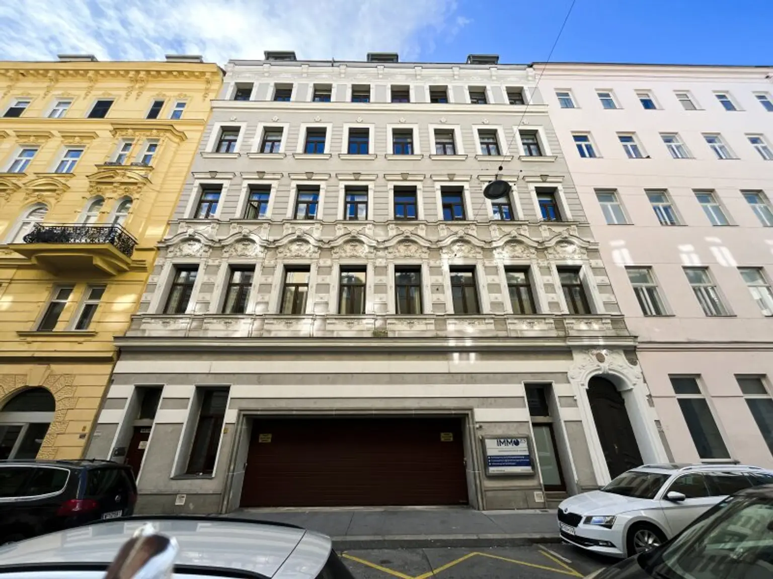 Ihr neues Zuhause im 2. Bezirk mit Balkon: Altbaucharakter trifft modernen Erstbezug, unweit des Augartens.