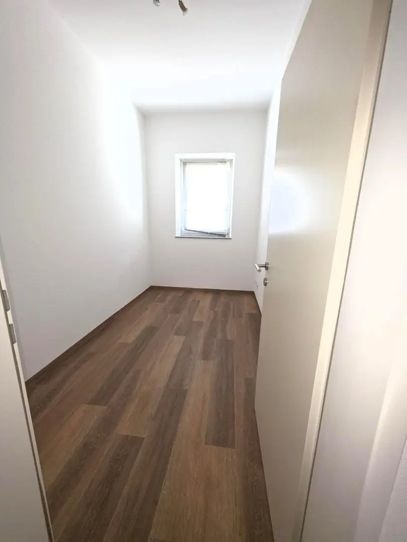 20260304_121300_resized_1