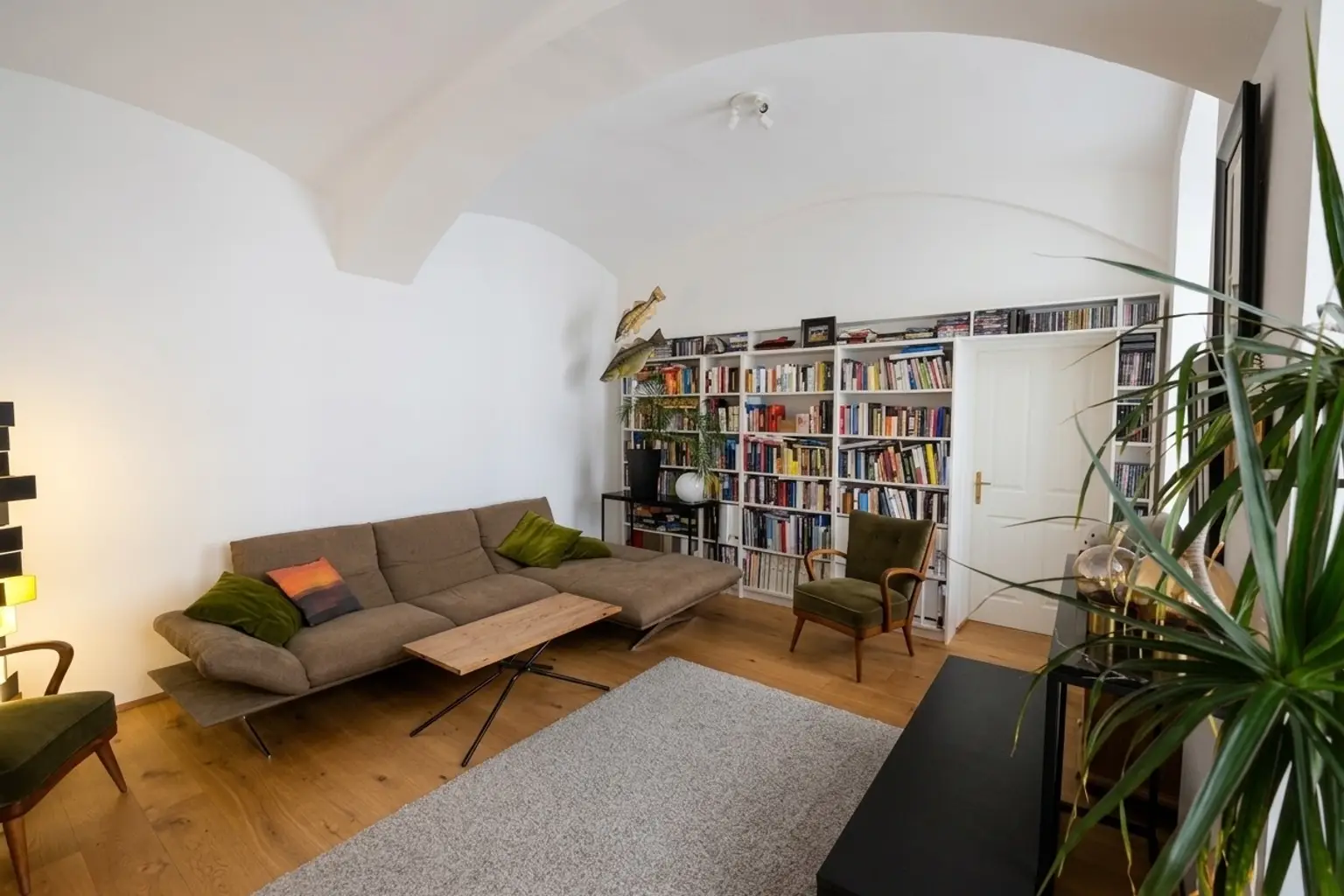 Historischer Altbau in Bestlage mit idyllischem Gemeinschaftsgarten