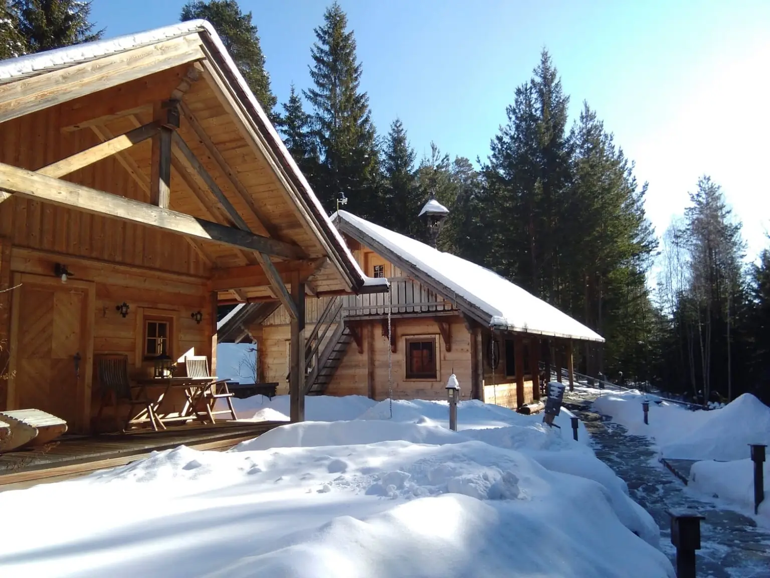 2d2485d2-106e-48fd-91a7-c9c6a26ac105