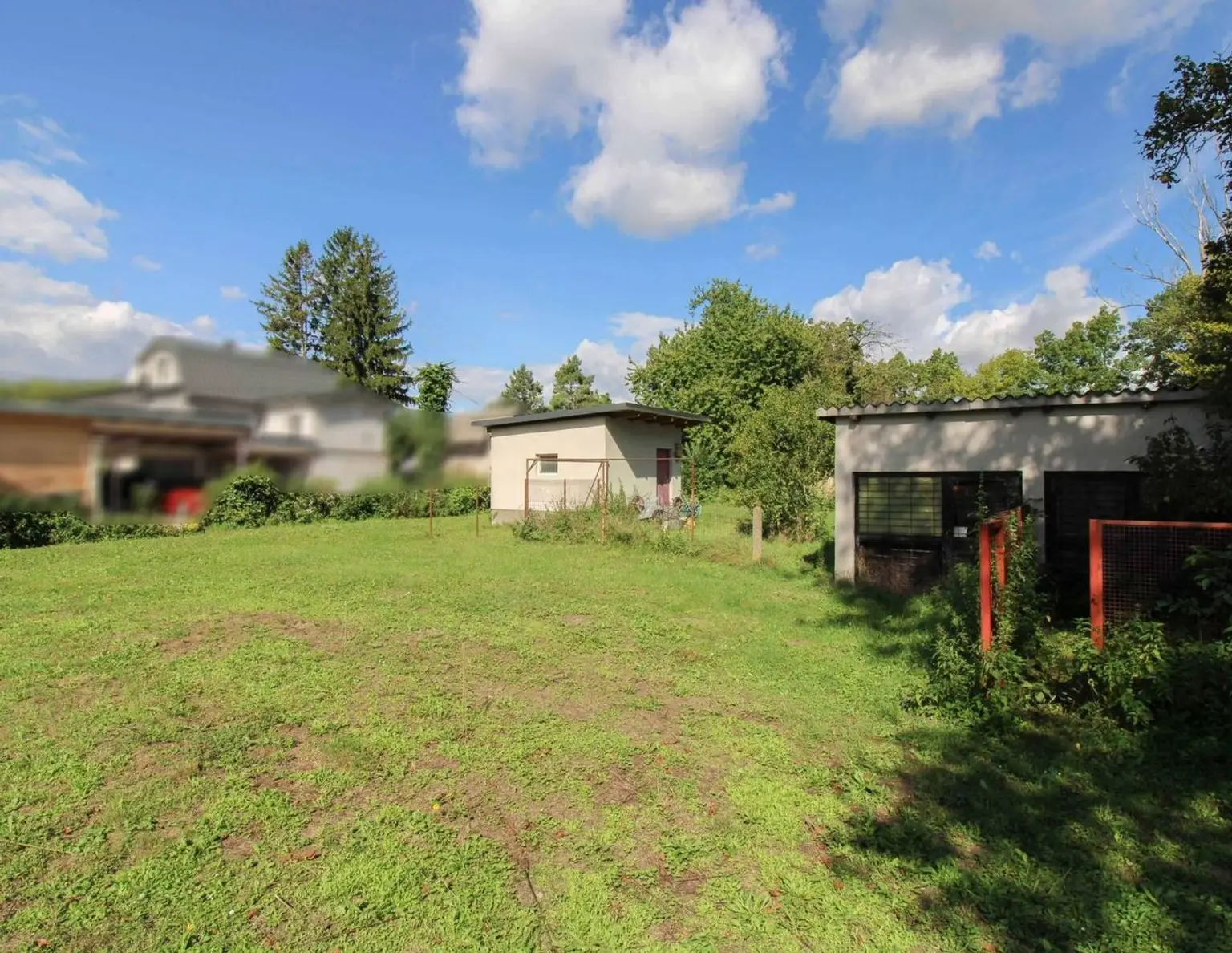 Sonniges Eckgrundstück in gepflegter Einfamilienhaussiedlung nahe Tulln - Naturnah & Bebaubar