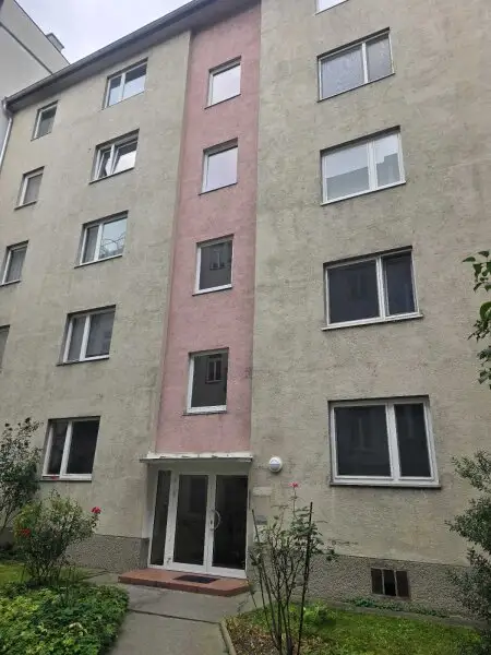 Traumhafte 3-Zimmer-Wohnung mit Loggia in 1180 Wien – Ihr neues Zuhause wartet! Ab € 1.386,- Kreditrate/ Monat
