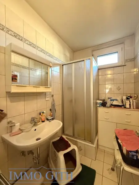 ELEGANTES STADTHAUS MIT GARTEN IN RUHIGER SACKGASSE NÄHE S-BAHN „WIEN KAISEREBERSDORF“ – IN 1110 WIEN ZU KAUFEN!