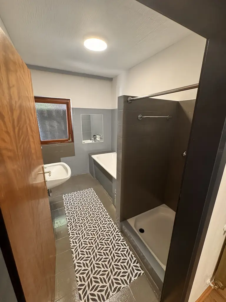 Vielseitig nutzbares Wohnhaus mit Ausbaupotenzial