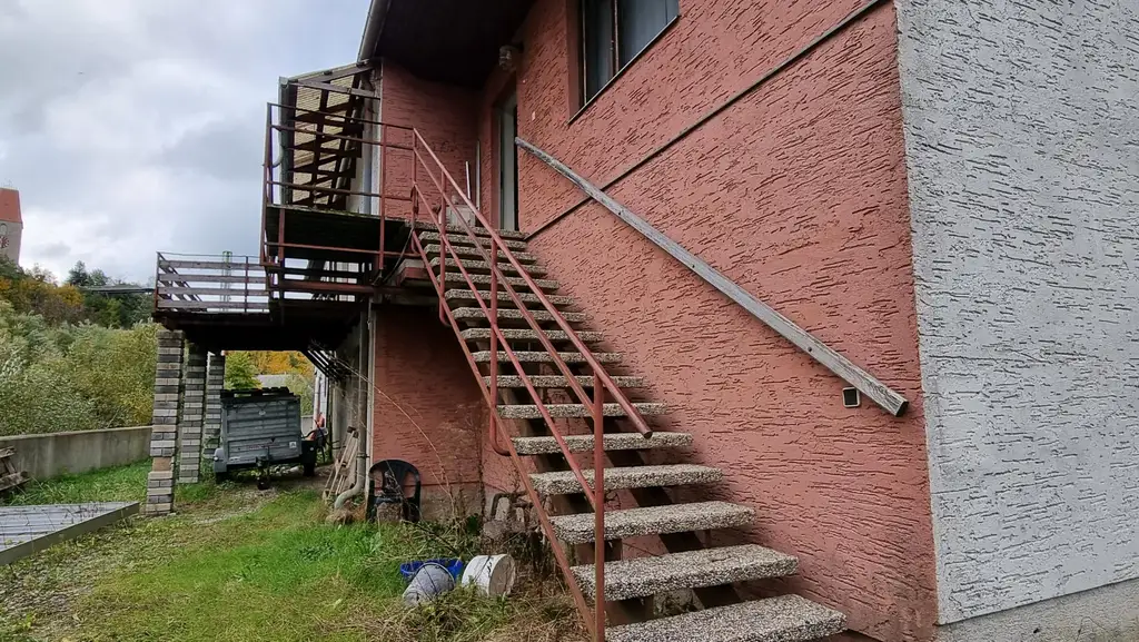 Grundstück mit alter Gärtnerei und Altbestand
