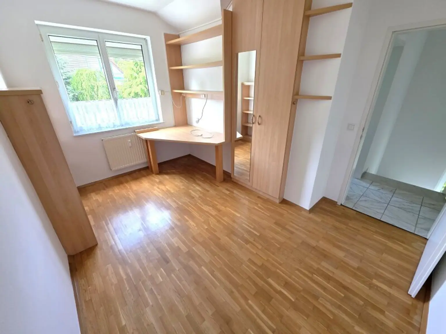 Gut aufgeteilte Doppelhaushälfte für Familien!