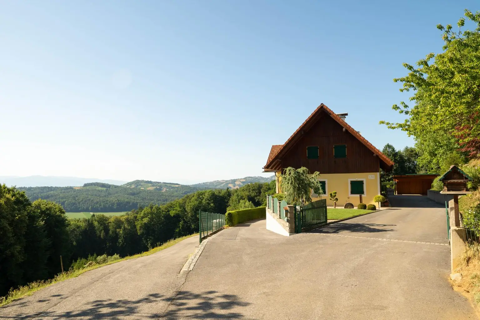"Privates Paradies mit Panorama – 5 Hektar Freiheit & ein Zuhause zum Verlieben"