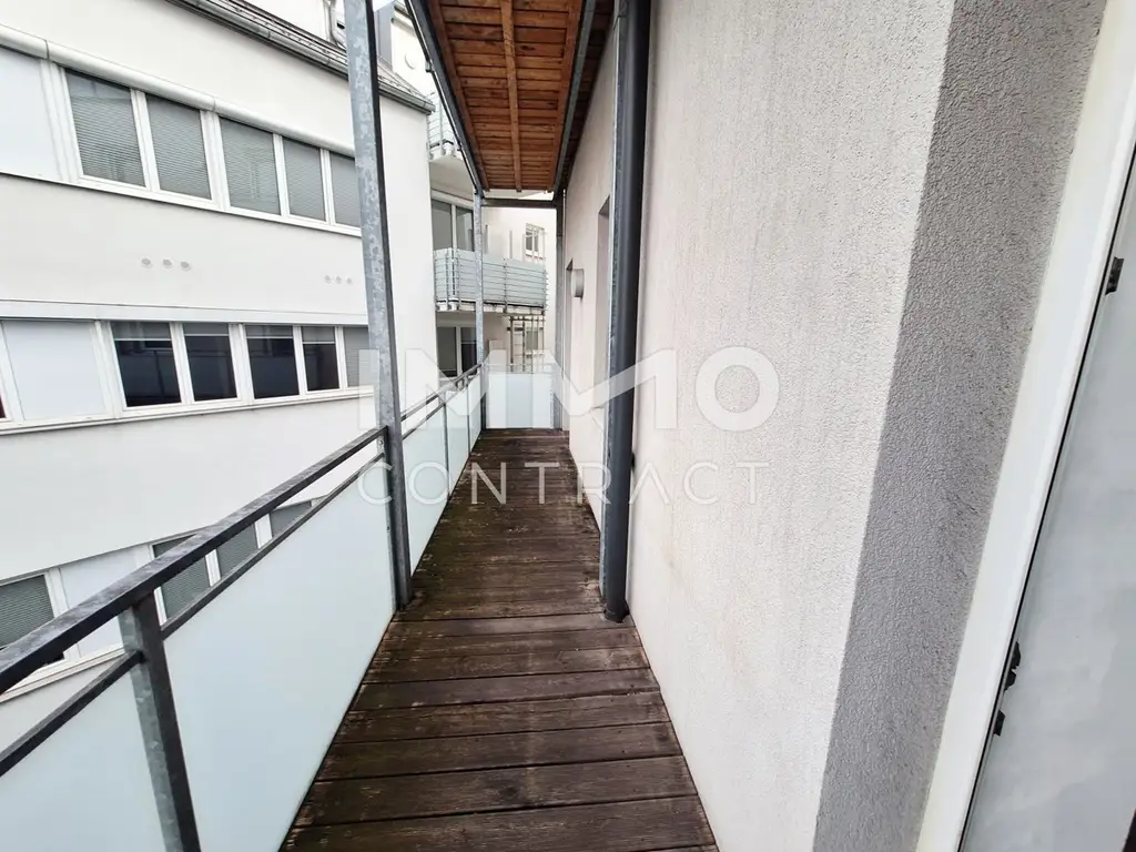 Tolle 3-Zimmer Balkonwohnung in der  Drouotstraße 4 - Top 12 - ideal für "WGs"