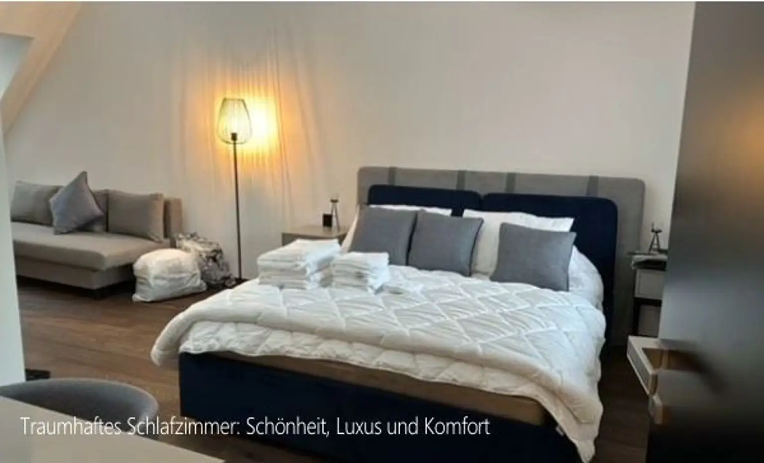 Schlafzimmer 1