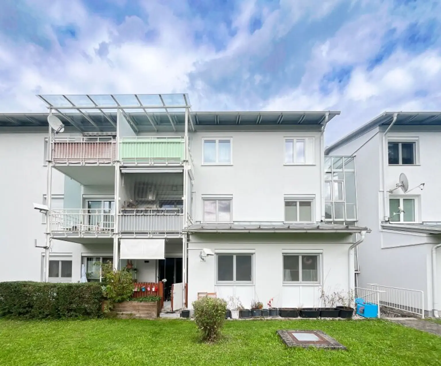 Moderne 4-Zimmer-EG-Wohnung mit Loggia+Parkplatz in Pucking zu kaufen!