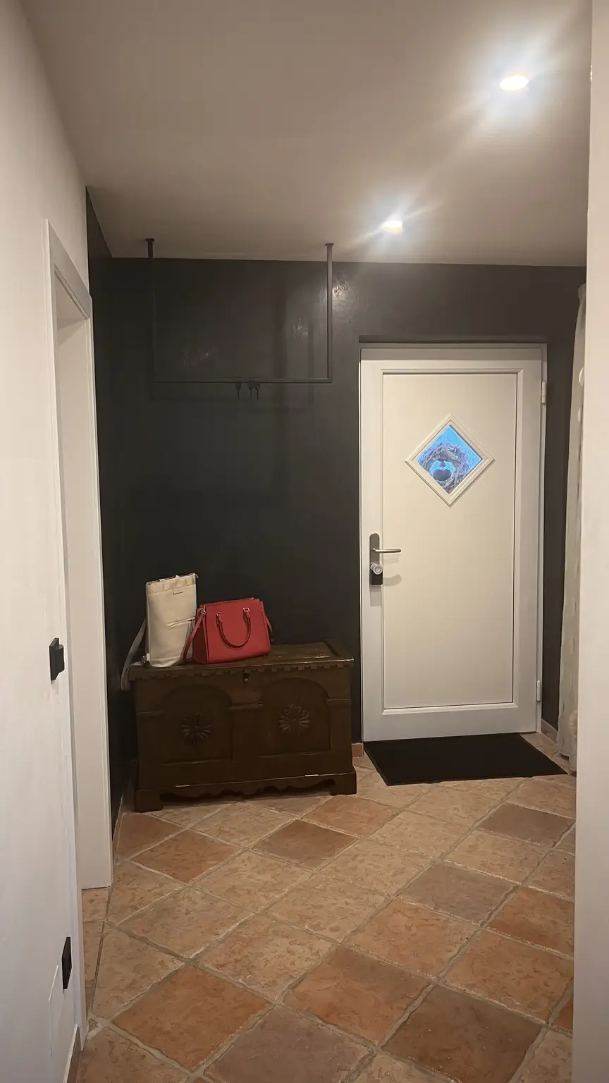 Moderne Gartenwohnung mit Pool: Komfortables Wohnen in Wals- Siezenheim für anspruchsvolle Genießer