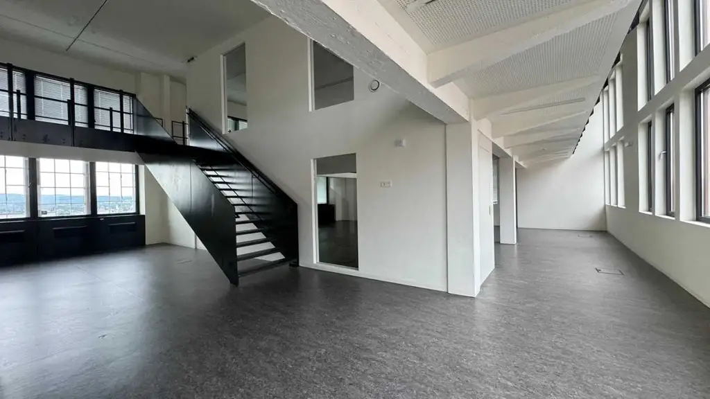 Loftbüro im Industriestyle zu mieten!