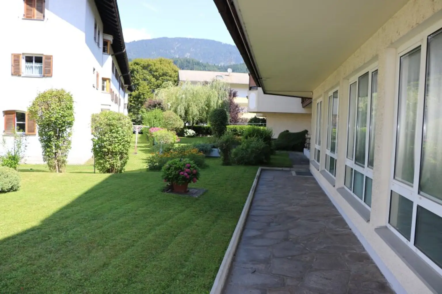 Immobilienpaket: Ausbaubare Erdgeschossfläche (6 WH) und weitere 3 WH in Wohnanlage in Wattens