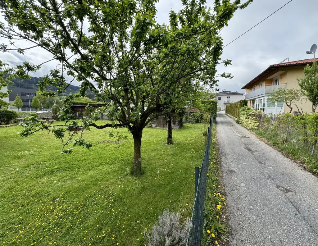 Günstiges Baugrundstück in Hall in Tirol für € 850.- / m² !