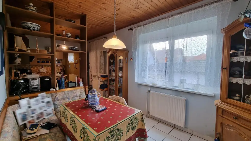 Vielseitiges Mehrfamilienhaus mit Charme und einladendem Garten