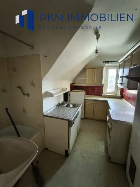 Traumhaftes Mehrfamilienhaus in Wien 1230: 9 Zimmer, Garten, Balkon und Garage - Ihr neues Zuhause!