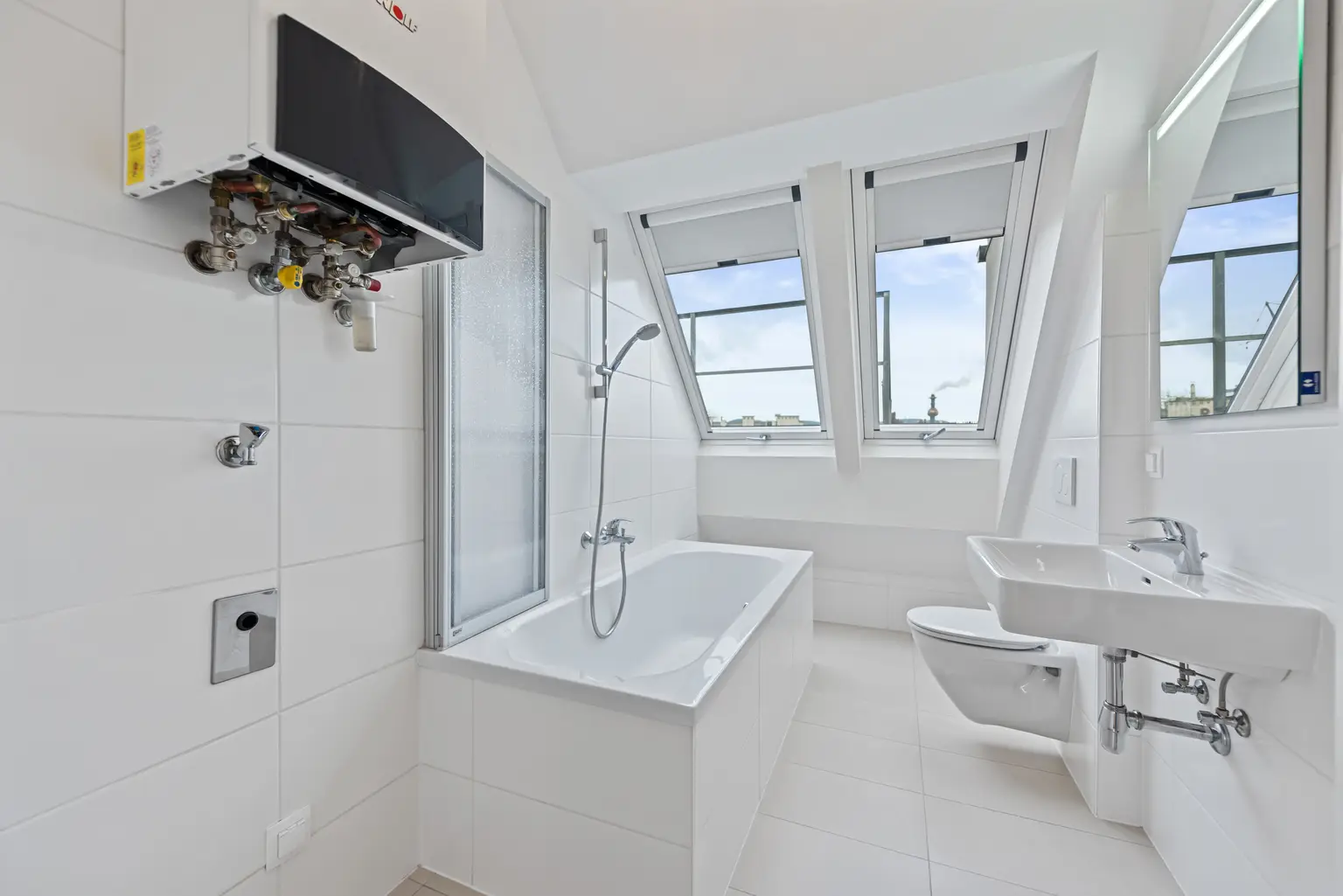 Dachgeschoßmaisonette 2 Zimmer in Toplage 1090 Wien !