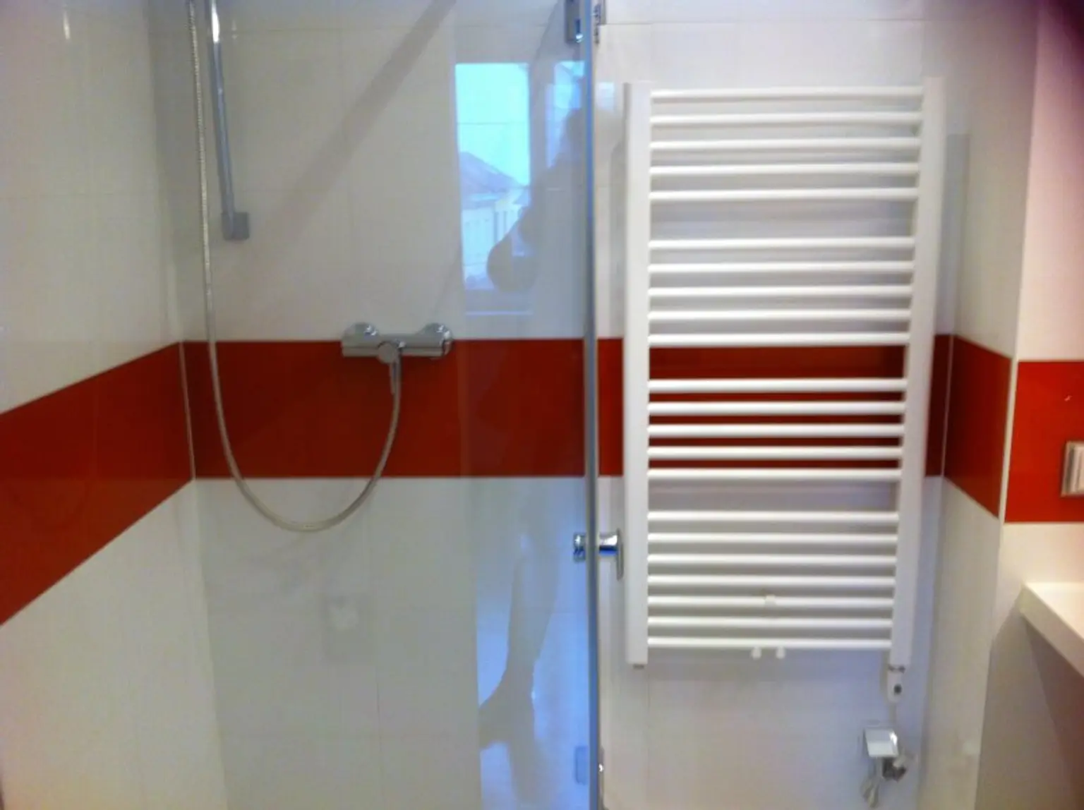 Kaulbachstrasse - Moderne 2 Zimmer mit Balkon bei Schloss Hetzendorf