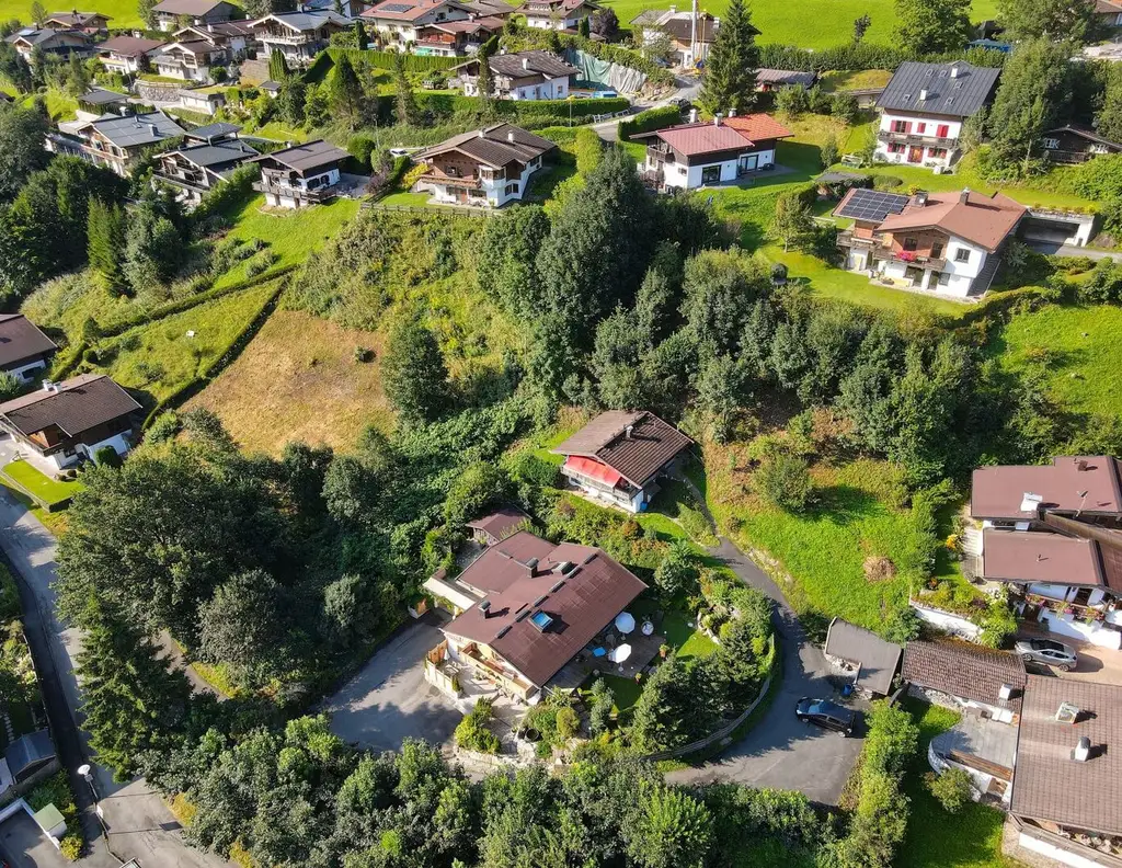 Traumhaft- großzügiges Grundstück für Liebhaber in Kitzbühel mit 1329 m2