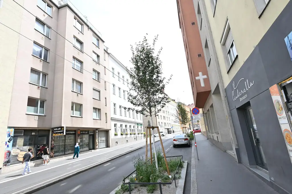 "++Dachgeschoss++Terrasse++Klimaanlage++"