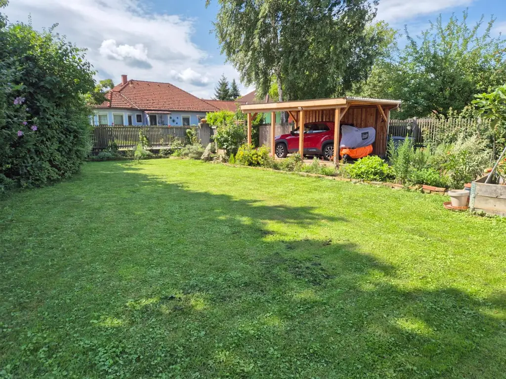 ENTZÜCKENDES LANDHAUS AUF BAURECHTSGRUND