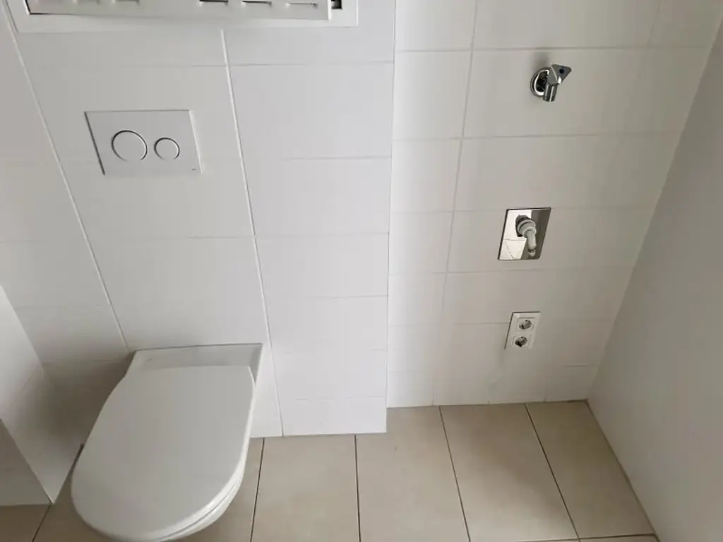 Anlegerwohnung in TOP-Neubau (BJ 2017) mit Tiefgaragenoption – BESTANDSFREI