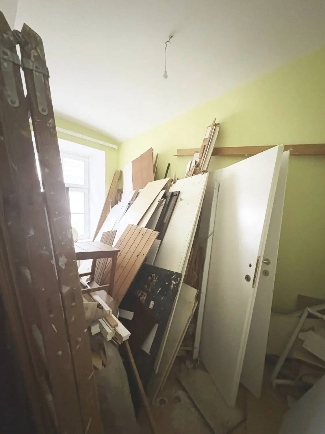 Top Lage und Potential - 
sanierungsbedürftige 2 Zimmer Wohnung nahe altes AKH