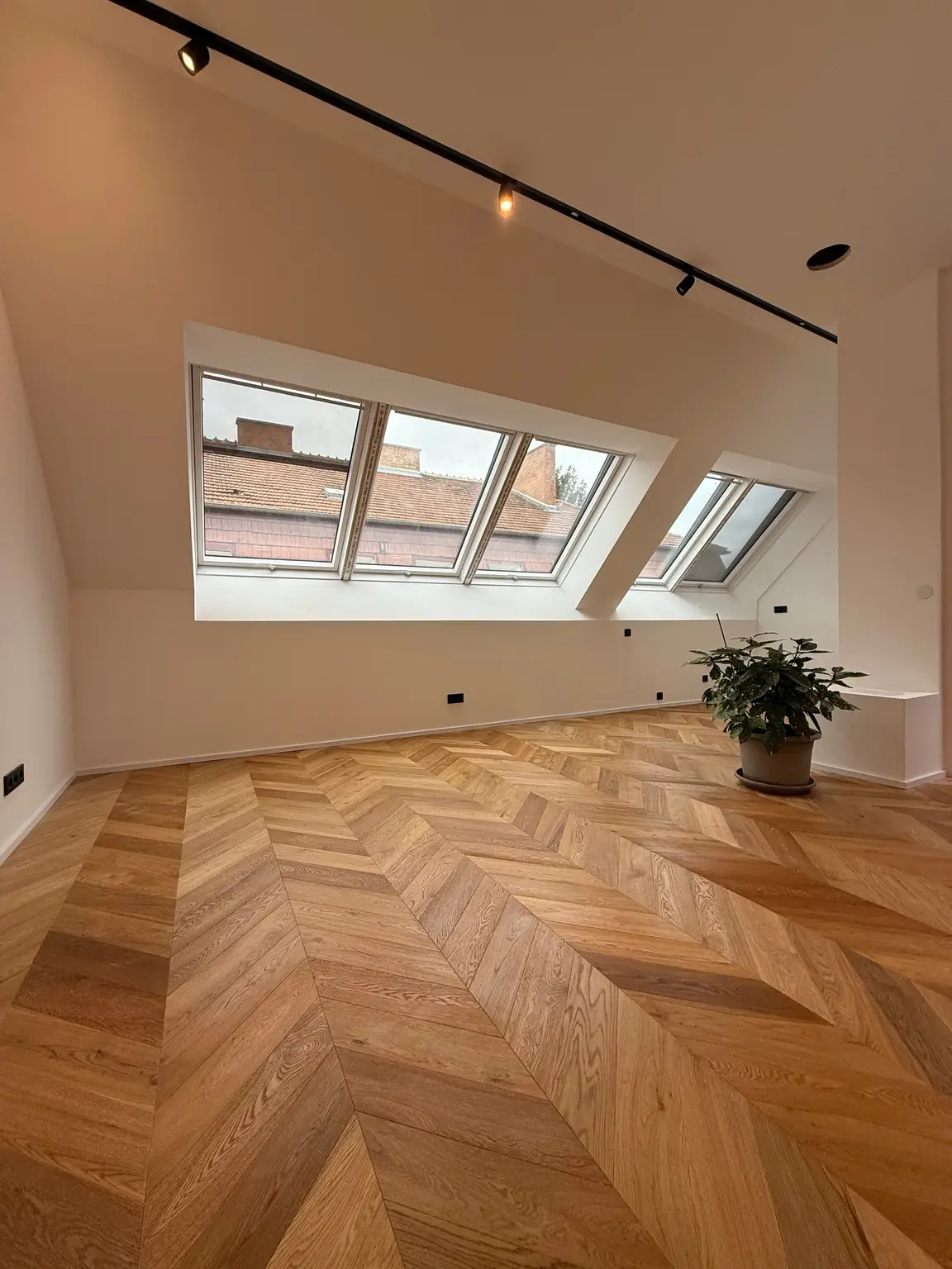 Exklusives Dachgeschoss mit großer Terrasse nahe Schönbrunn – Erstbezug mit hochwertiger Ausstattung