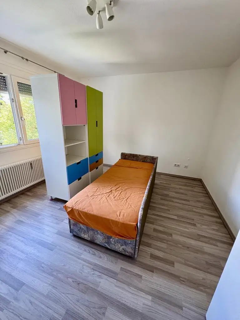 WG geeignet- großzügige 4 Zimmer-Mietwohnung mit verglaste Loggia in Geidorf.