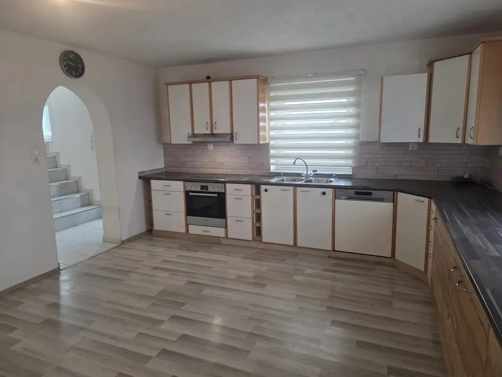 Herrliche Aussichtslage - viel Grund!