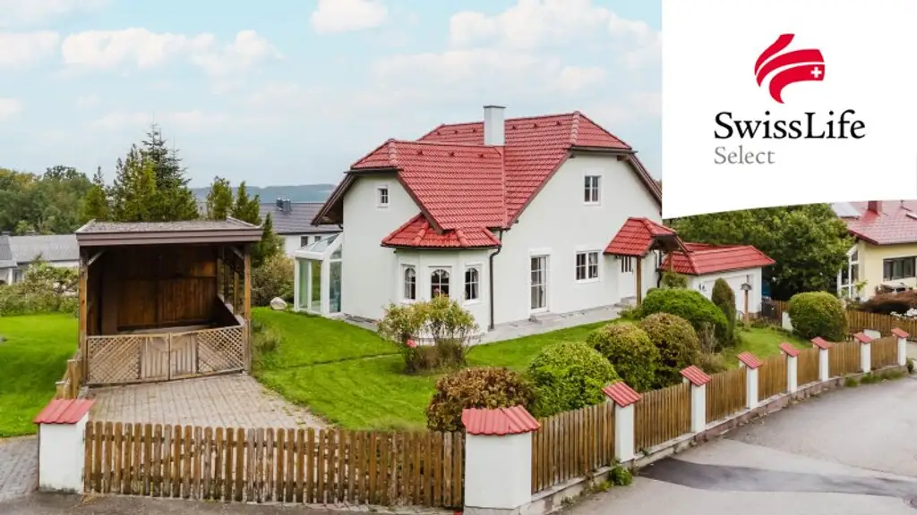 Großzügig Wohnen in traumhafter Lage | Einfamilienhaus in Saaß/Garsten mit Pool, großem Garten, Doppelgarage uvm.