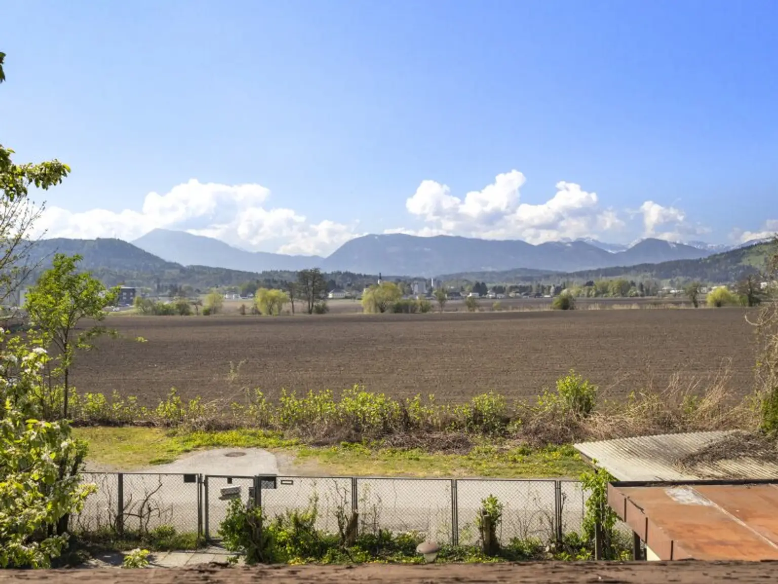 Zweifamilienwohnhaus mit 200m² in Waidmannsdorf in Aussichtslage - Karawankenblickstraße