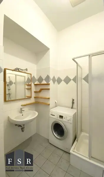 Wunderbare Altbau Wohnung in schöner Lage des 5. Bezirks + Allgemeingarten