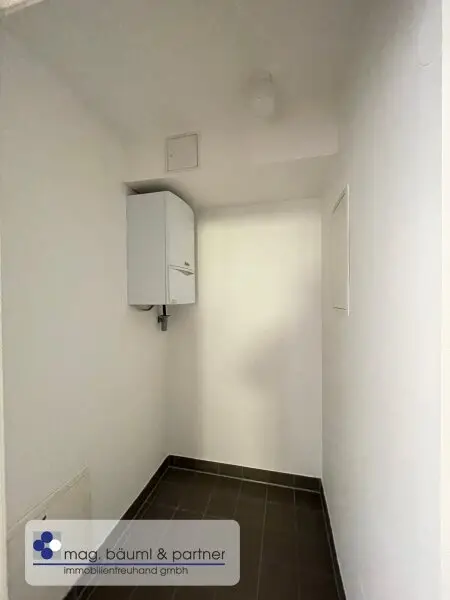 Wohnung mit Balkon und Wintergarten